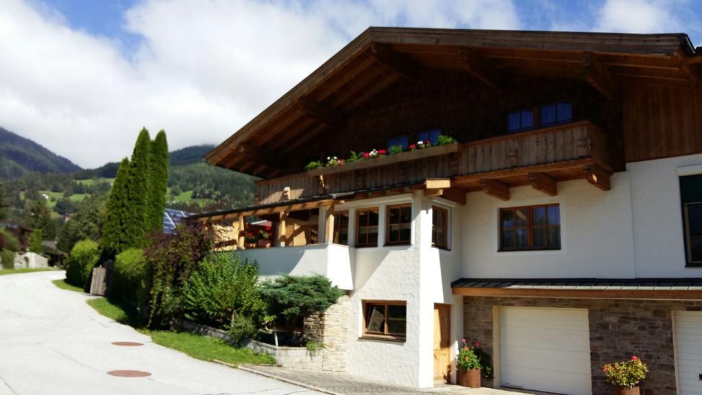 Gaestehaus Reichholf Нойкирхен-ам-Гросфенедигер Экстерьер фото